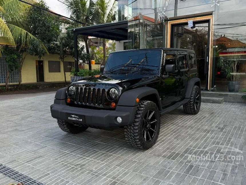 2011 Jeep Wrangler Sport Unlimited SUV