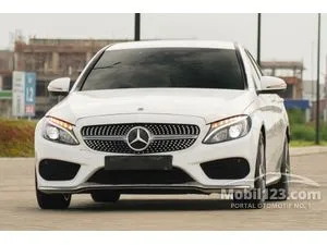2017 Mercedes-Benz C200 2.0 AMG Line Sedan
