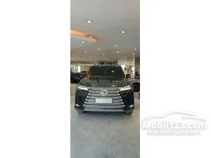 2025 Lexus LX 700h 3.4 VIP SUV