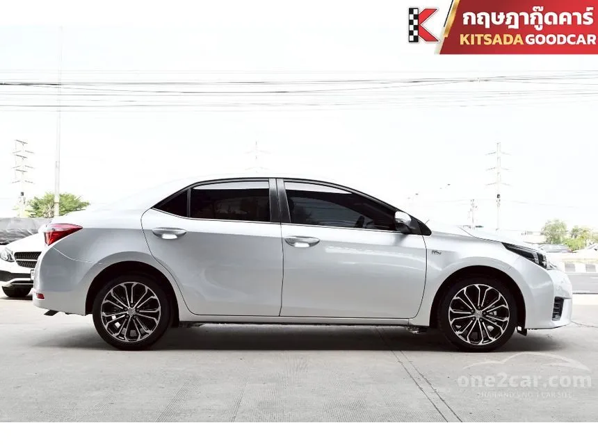 2014 Toyota Corolla Altis E Sedan