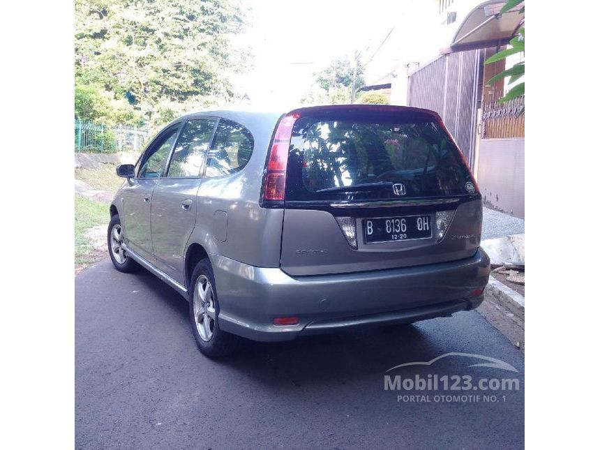 Jual Mobil  Honda  Stream  2005 2 2 0 di DKI Jakarta  