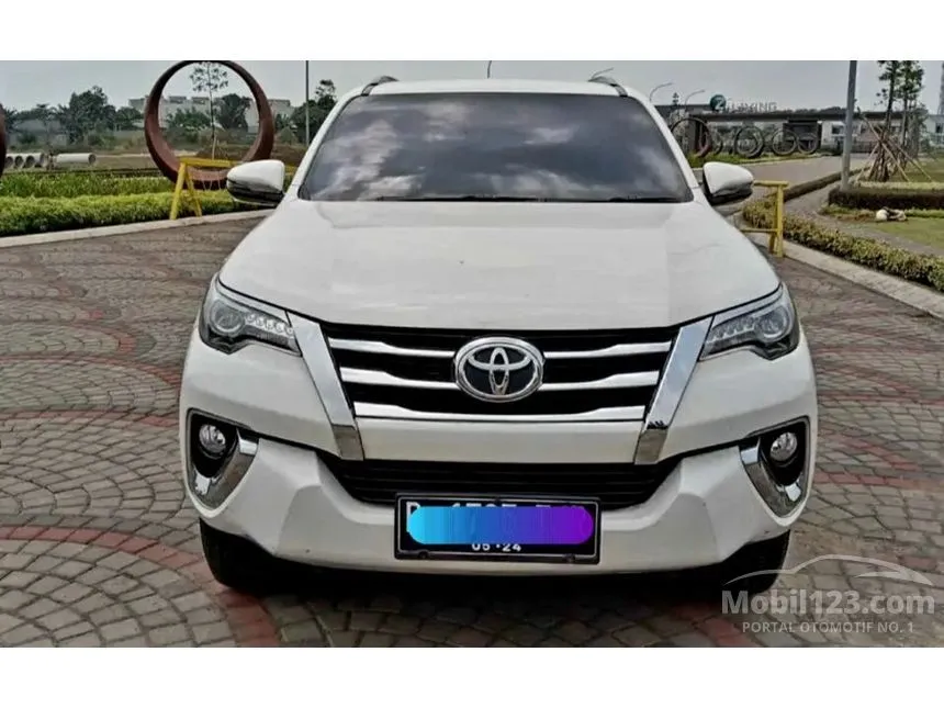 Jual Mobil Toyota Fortuner 2019 VRZ 2.4 di DKI Jakarta Automatic SUV Putih Rp 408.000.000