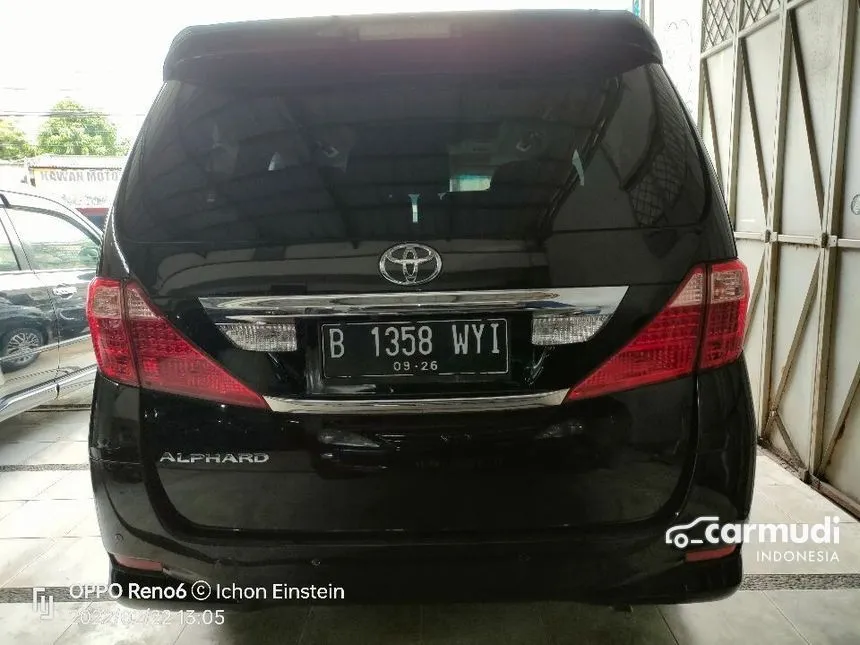 2011 Toyota Alphard G MPV