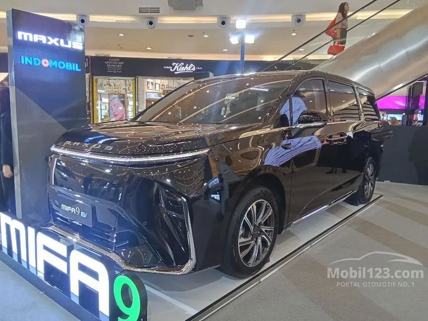 2026 MAXUS MIFA-9 Premium MPV