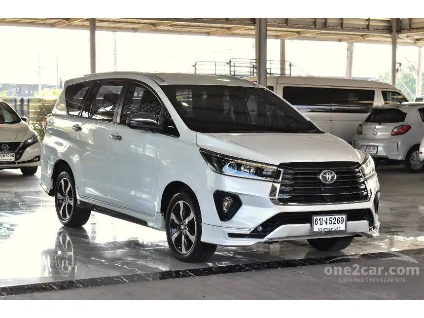 2022 Toyota INNOVA Crysta Premium Wagon
