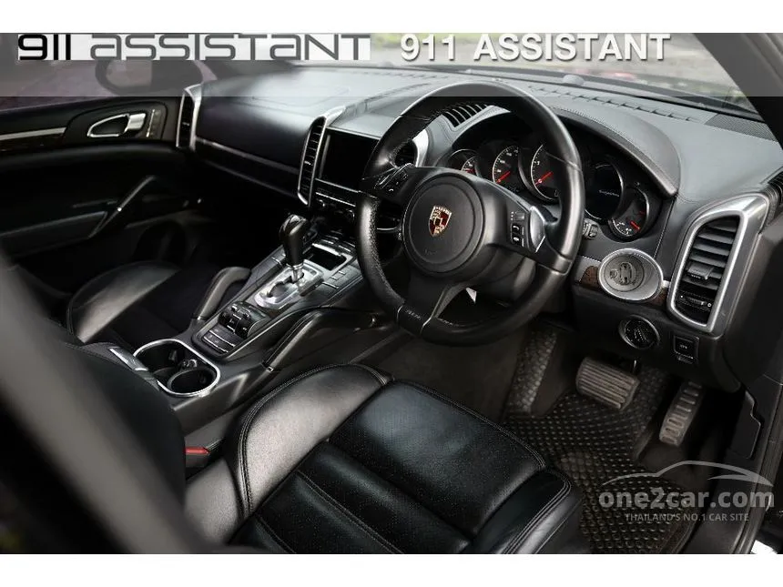 2012 Porsche CAYENNE SUV