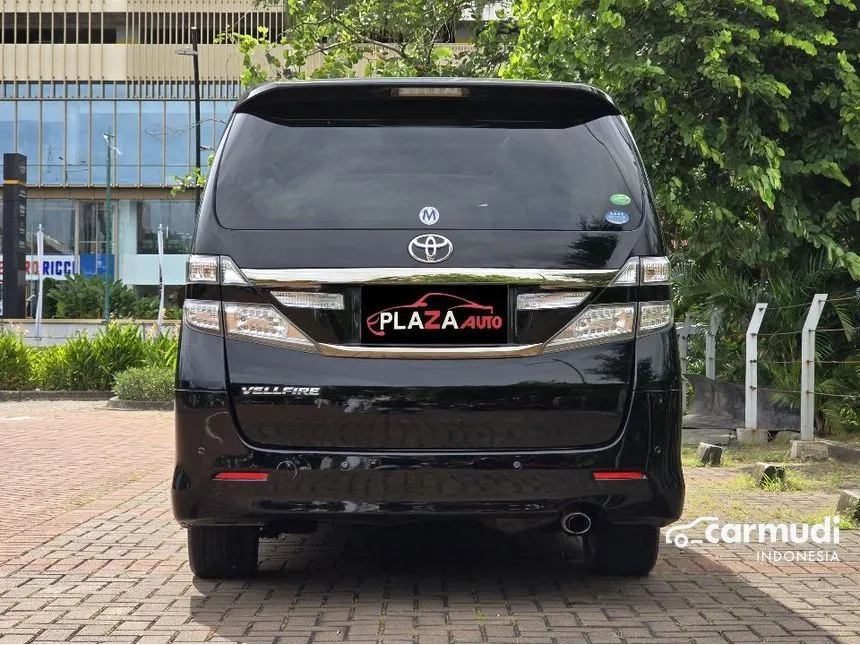 2013 Toyota Vellfire ZG MPV