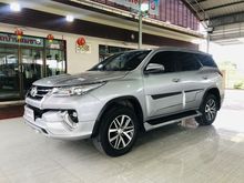 2017 Toyota Fortuner 2.4 (ปี 15-18) V 4WD SUV
