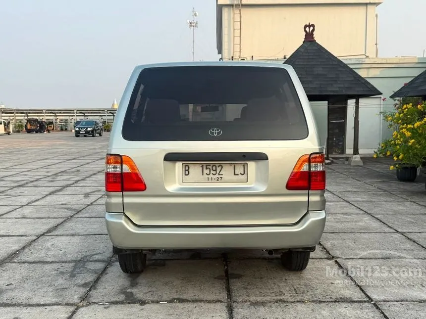 2002 Toyota Kijang Minibus DLX Long (LSX) MPV