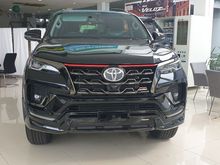 2020 Toyota Fortuner 2,4 TRD SUV