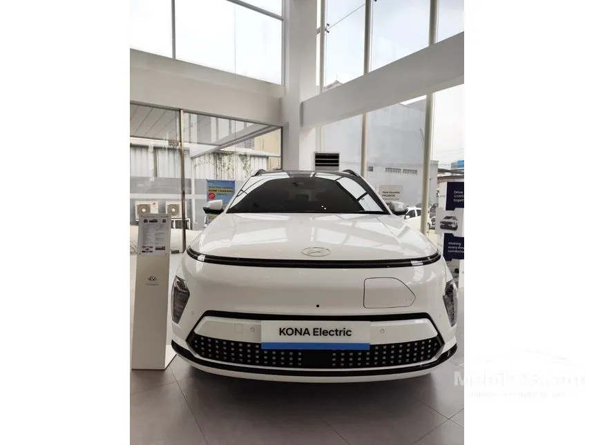 Jual Mobil Hyundai Kona 2024 Electric Long Range Signature di DKI Jakarta Automatic Wagon Putih Rp 590.000.000