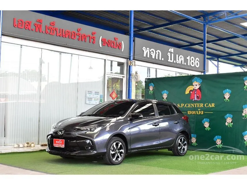 2023 Toyota YARIS Premium Hatchback