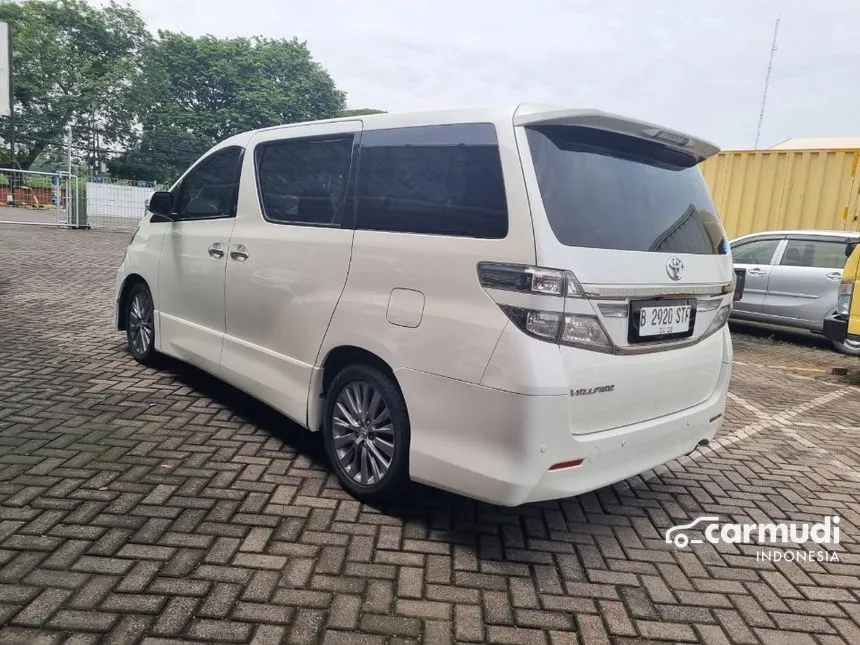 2013 Toyota Vellfire Z Van Wagon