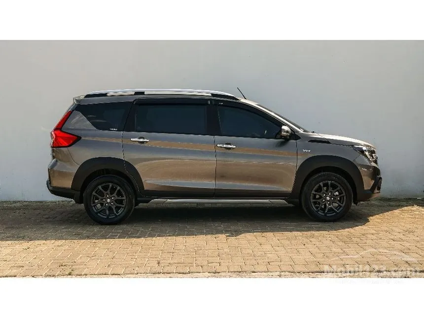 2025 Suzuki XL7 Beta Hybrid SUV
