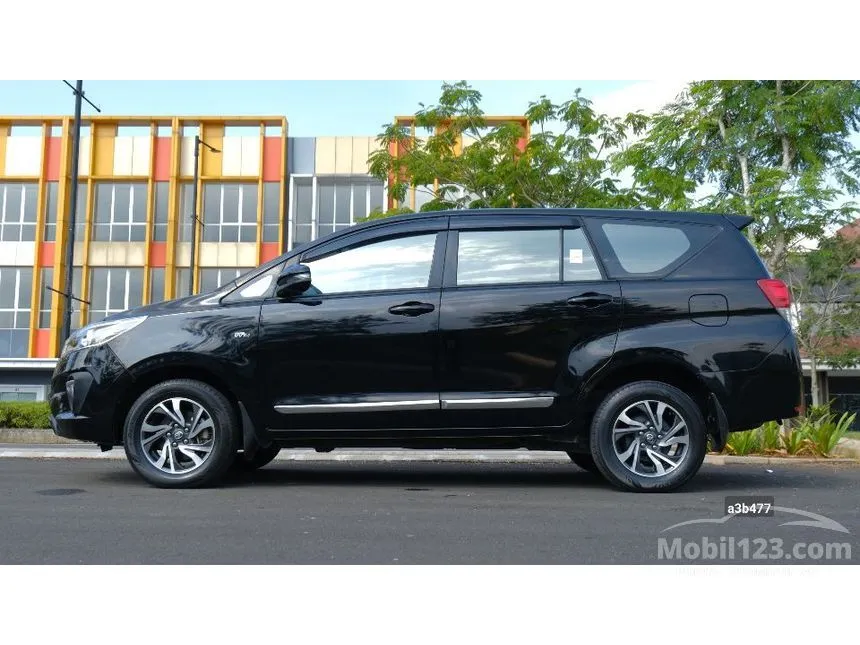 2021 Toyota Kijang Innova G MPV