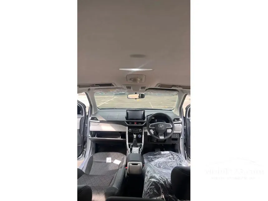 2026 Toyota Veloz V HEV MPV