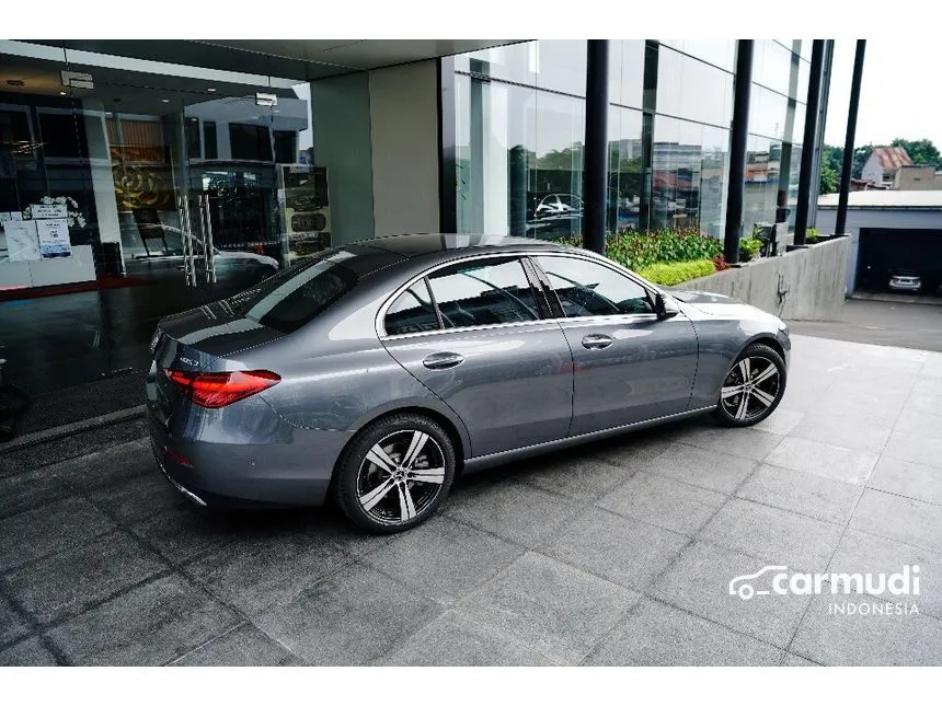 2023 Mercedes-Benz C200 Avantgarde Line Sedan