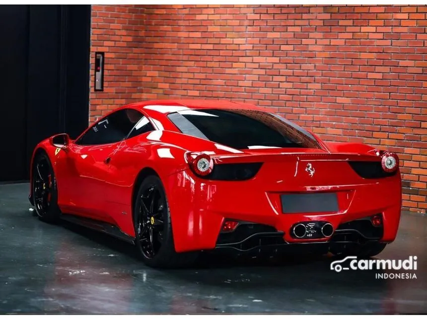 2011 Ferrari 458 Italia Coupe