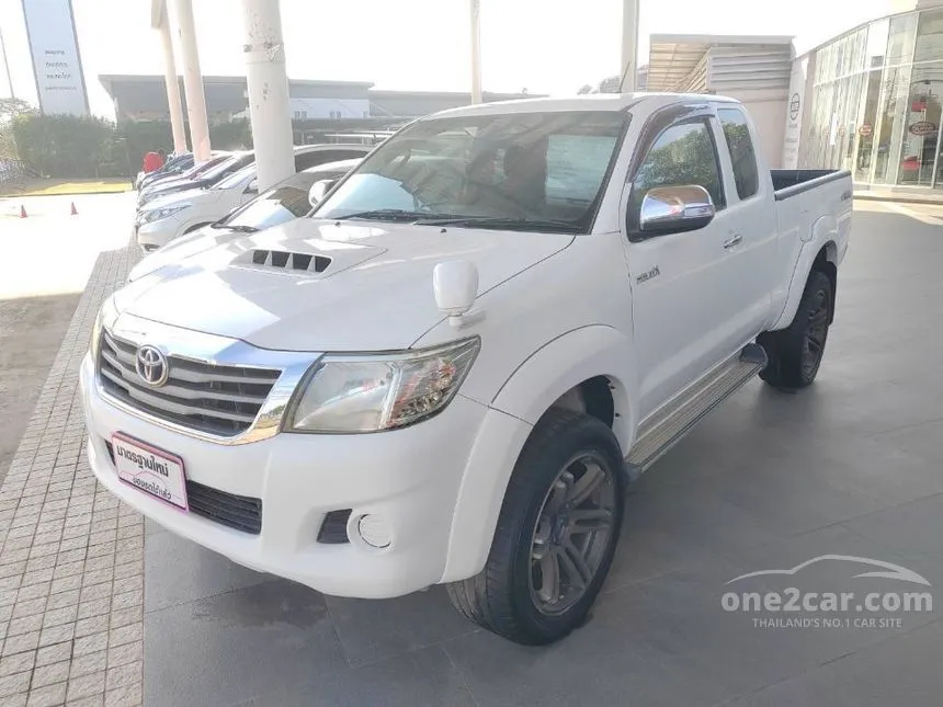 2013 Toyota HILUX VIGO Champ E Prerunner Smart Cab ABS Pickup