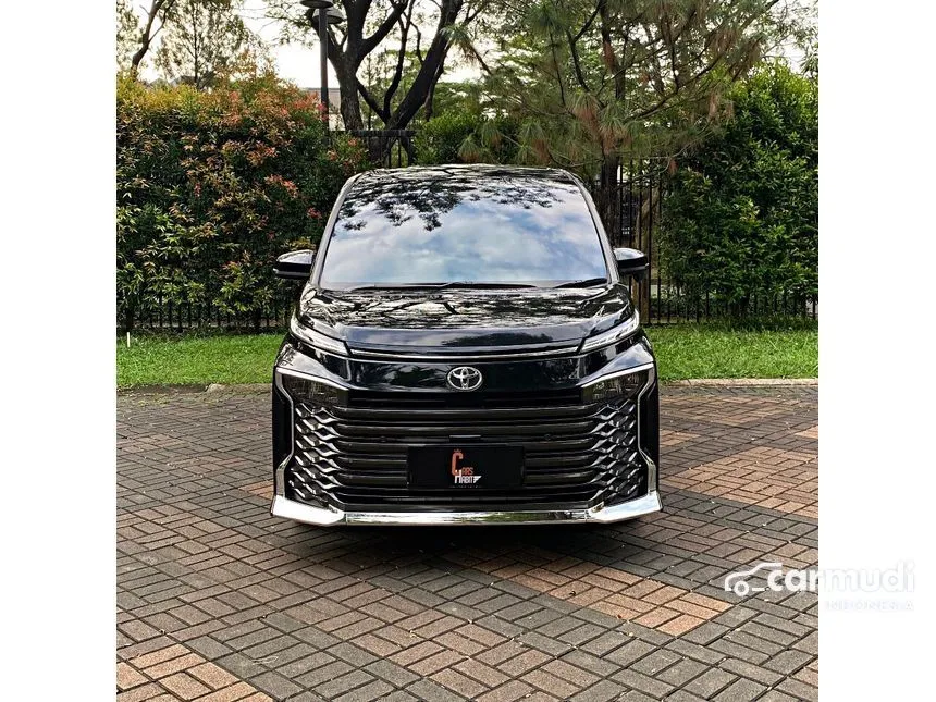 2023 Toyota Voxy Van Wagon