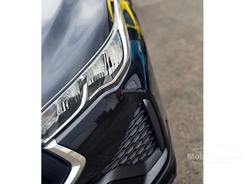 2026 Toyota Kijang Innova Zenix V HV Modellista (Non Premium Color) MPV