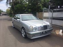 1997 Mercedes-Benz E320 3.2 W210 3.2 Automatic Sedan