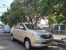 2008 Toyota Kijang Innova 2.0 E Standard MPV