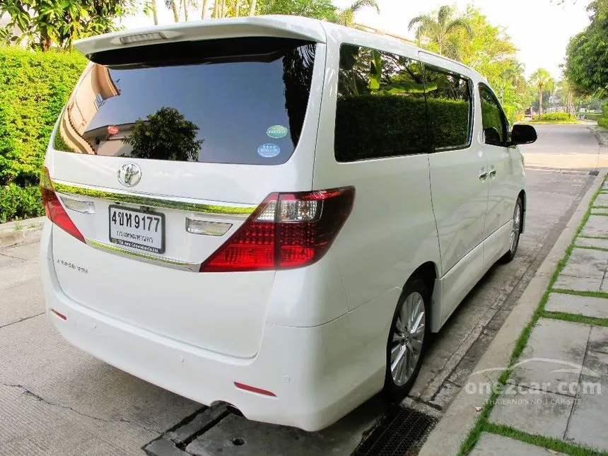2014 Toyota Alphard V Van