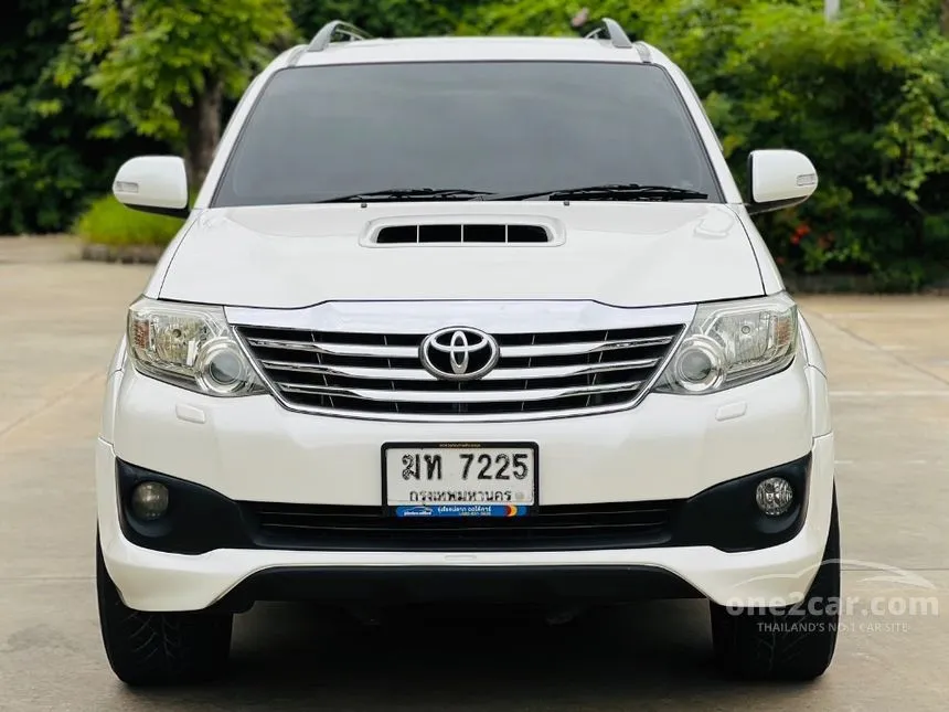 2012 Toyota FORTUNER V SUV
