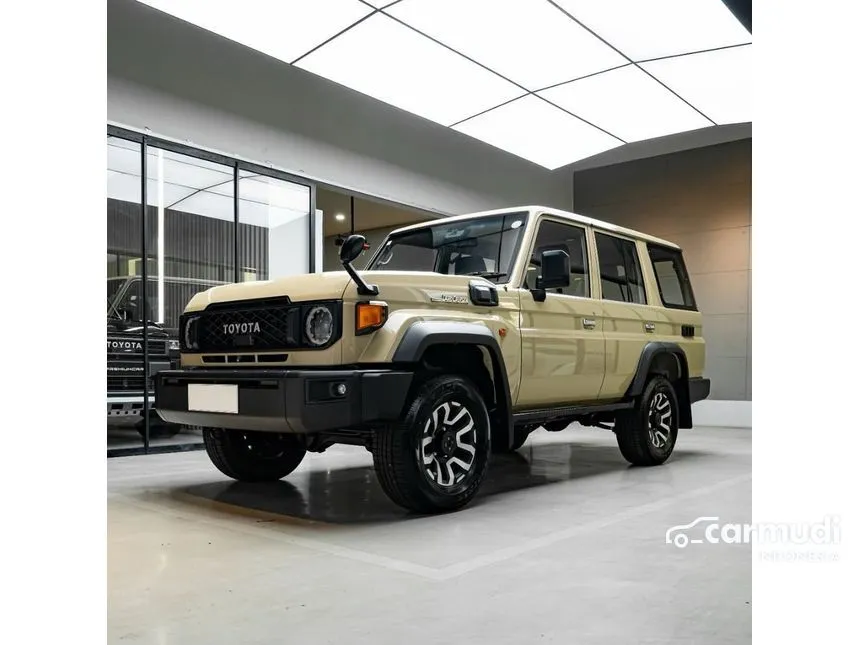 2024 Toyota Land Cruiser 70 GXL SUV