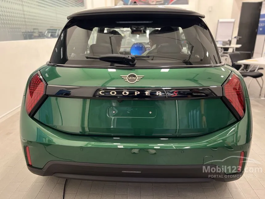 2025 MINI Cooper S 3 Door Hatchback