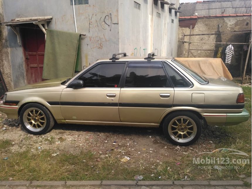 1986 Toyota Corona Sedan