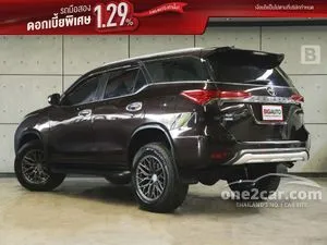 2017 Toyota FORTUNER 2.8 V SUV