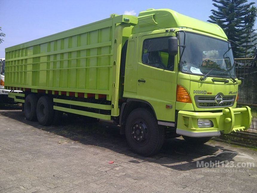 Jual Mobil Hino Ranger 2017 7.7 7.7 Di Jawa Barat Manual Trucks Hijau ...