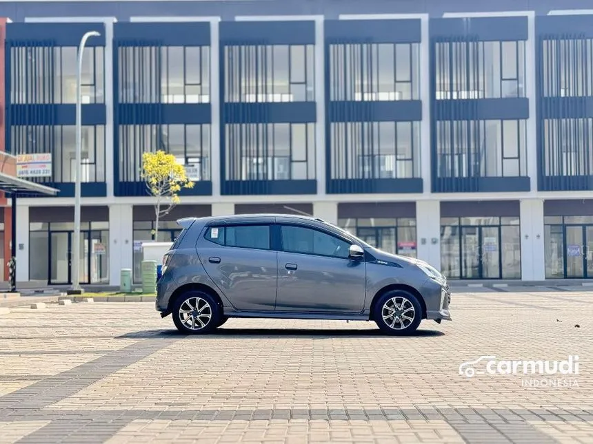 2021 Daihatsu Ayla R Deluxe Hatchback