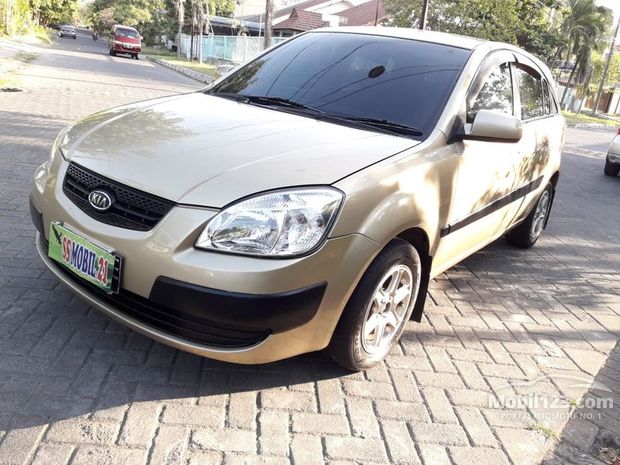KIA Pride Mobil bekas dijual di Jawa-timur Indonesia KIA Pride Mobil bekas dijual di Jawa-timur Indonesia