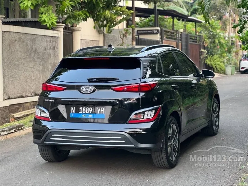 2021 Hyundai Kona Signature SUV