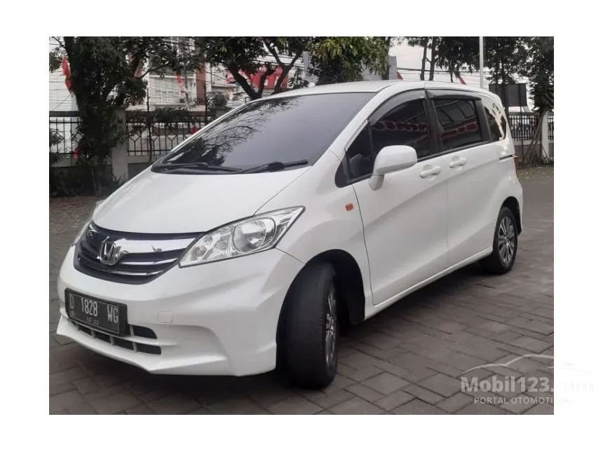 Jual Mobil Honda Freed 2012 S 1.5 di Jawa Barat Automatic MPV Putih Rp 157.500.000