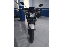Honda CB 150 R putih biru tahun 2013 leny motor kediri