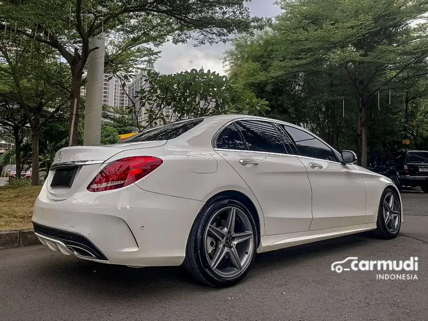 2018 Mercedes-Benz C300 AMG Line Sedan