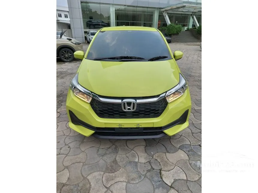 Jual Mobil Honda Brio 2023 E Satya 1.2 di Banten Automatic Hatchback Kuning Rp 157.900.000