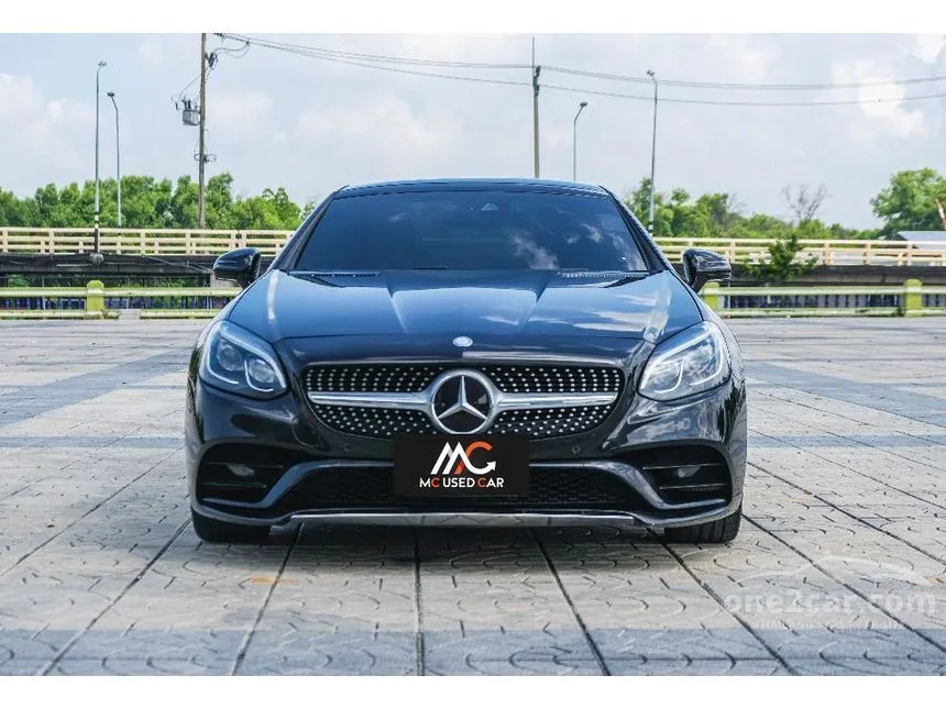 2018 Mercedes-Benz SLC300 AMG Dynamic Convertible