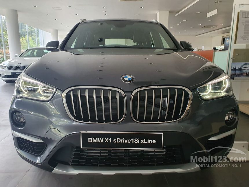 Jual Mobil BMW X1 2019 sDrive18i xLine 1.5 di Banten Automatic SUV Abu ...