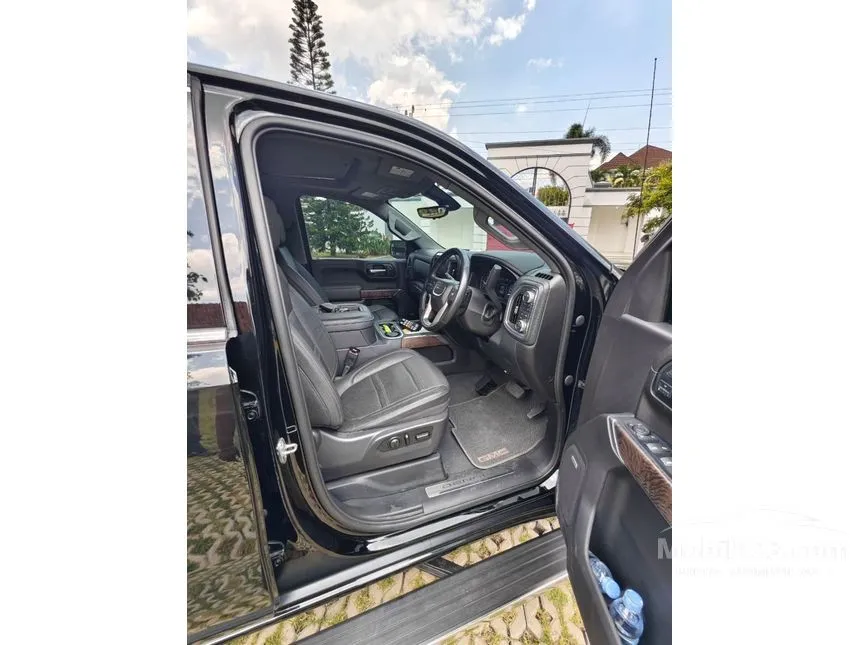 2021 GMC Sierra Denali V8 Pickup