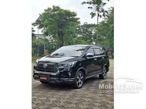 2022 Toyota Kijang Innova 2.4 Venturer MPV
