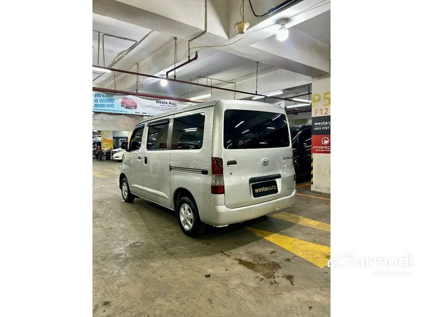 2015 Daihatsu Gran Max Mini Bus D PS Van