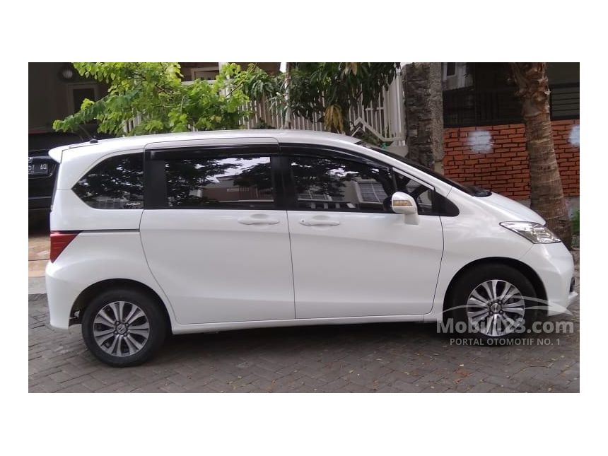 Jual Mobil Honda Freed 2013 E 1 5 di Jawa Timur Automatic Jual Mobil Honda Freed 2013 E 1 5 di Jawa Timur Automatic