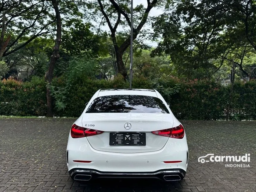 2022 Mercedes-Benz C300 AMG Line Sedan
