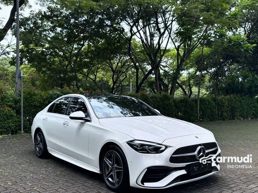 2022 Mercedes-Benz C300 AMG Line Sedan