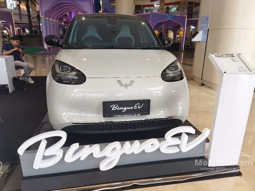Jual Mobil Wuling Binguo EV 2024 410Km Premium Range di Banten Automatic Hatchback Putih Rp 372.000.000